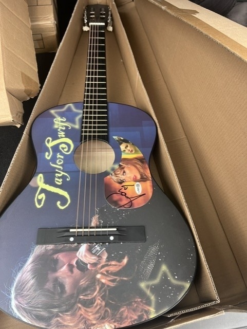 Taylor Swift Guitar