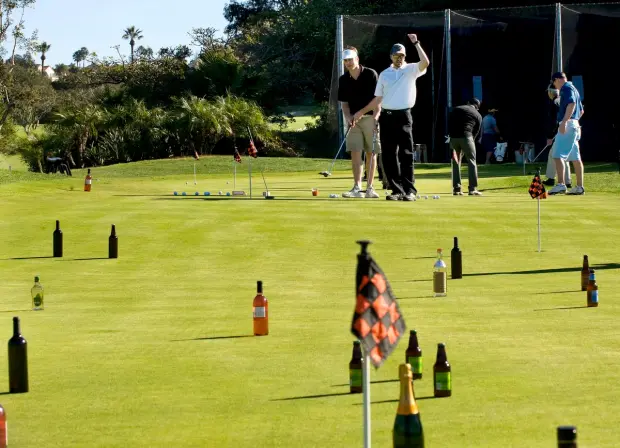 Image of Coach's Putting Contest Sponsor
