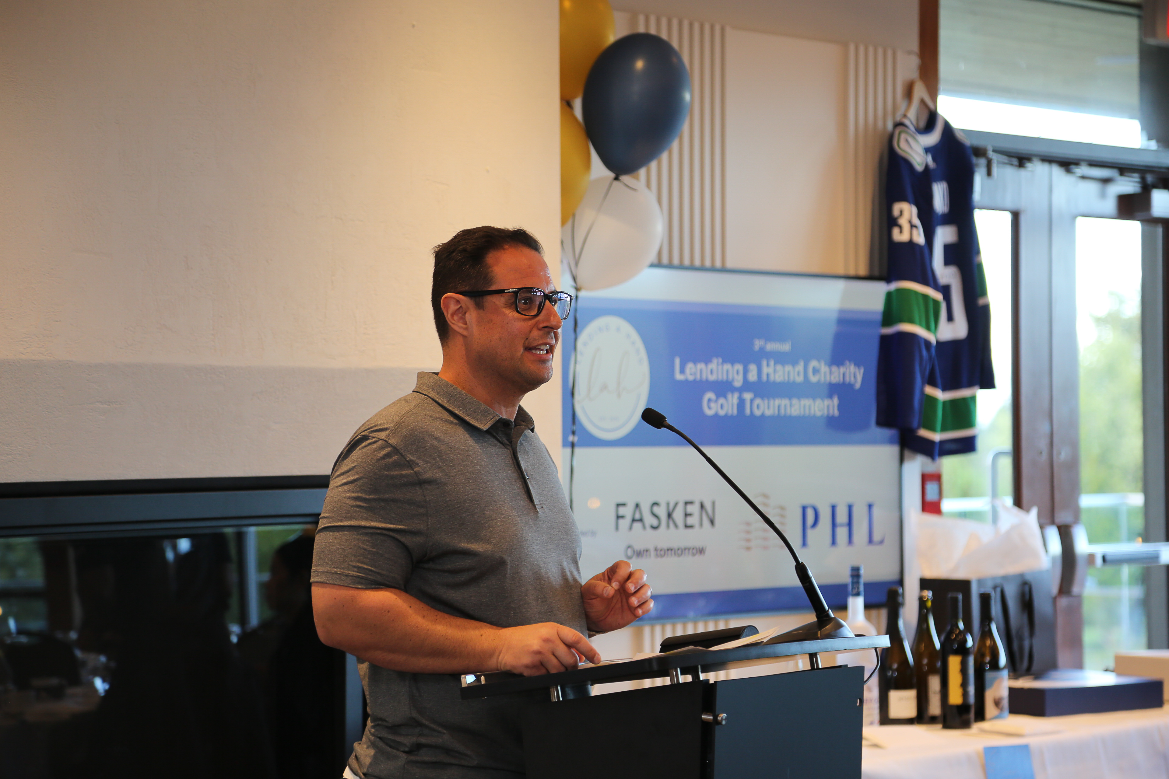 Lending a Hand - Default Image of SPONSOR: PRESENTING (includes 4 golfers)