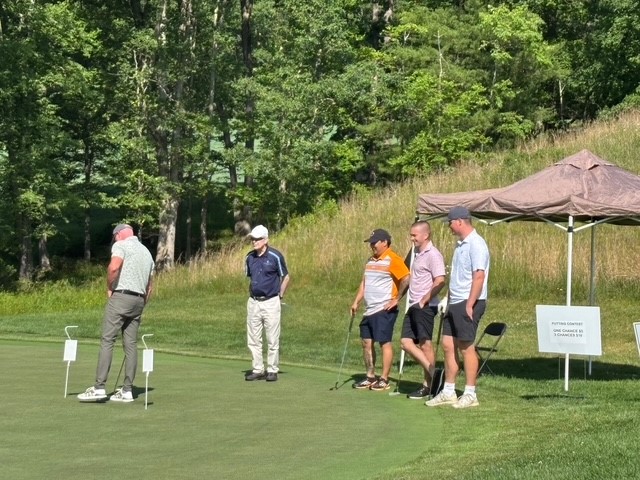 Image of Putting Contest