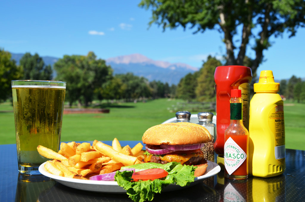 Image of Lunch for 1 non golfing guest