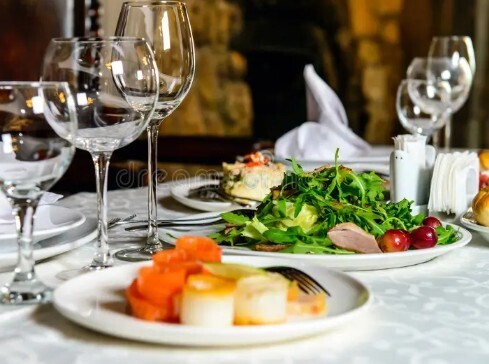 Image of Dinner Option Only / Option Repas Seulement
