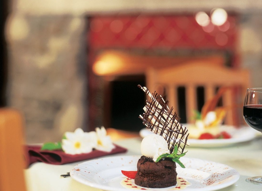 The YLW 75th Anniversary Golf Tournament & Gala in support of the YLW Scholarship Fund - Default Image of Dinner Sponsor - Golf Tournament