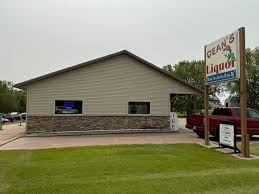 Raffle Basket Sponsor - Dean's Liquor - Logo