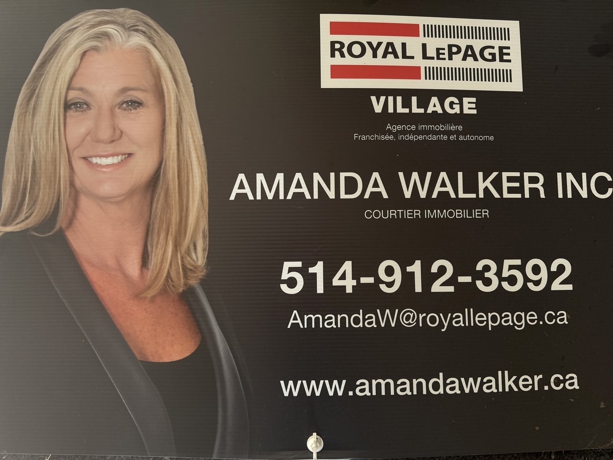 Hole Sponsors - Commanditaires de trou - Royal Lepage Village - Logo
