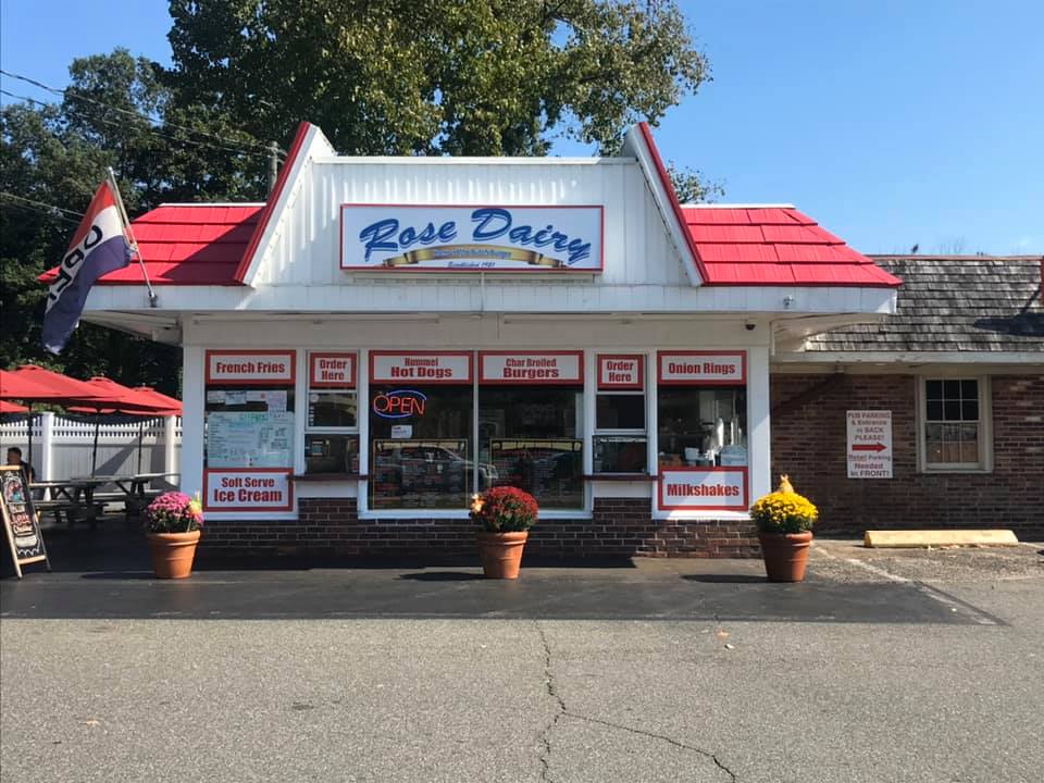 TEE SIGN FRIEND - $100, (72 Available) Tee - Sign Sponsor, four per Tee box. - Rose Dairy, $20 Gift Certificate - Logo